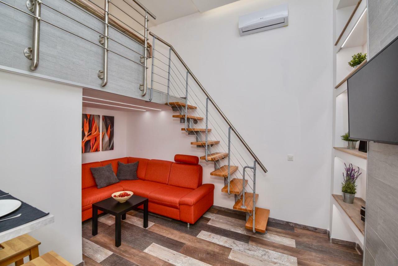 Heart Apartment With Free Private Parking Budapest Ngoại thất bức ảnh