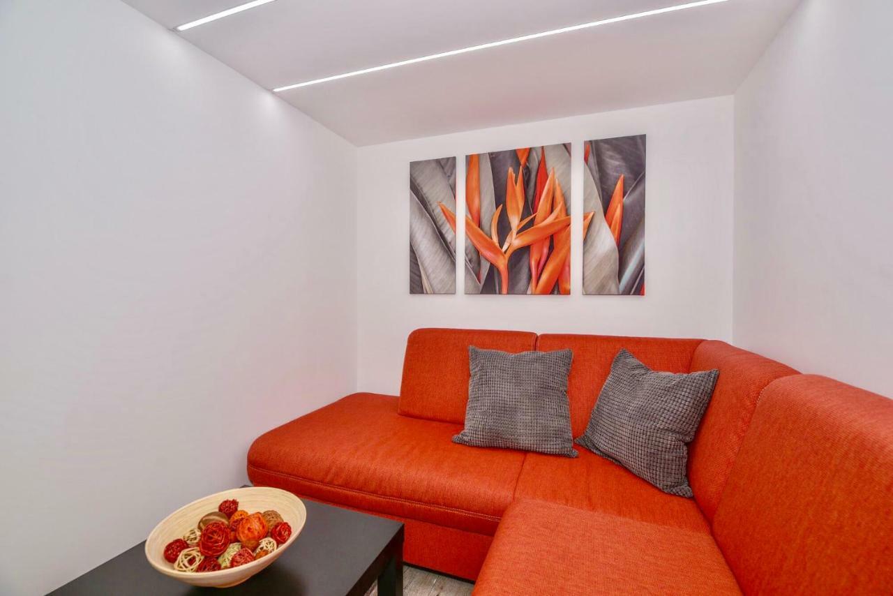 Heart Apartment With Free Private Parking Budapest Ngoại thất bức ảnh