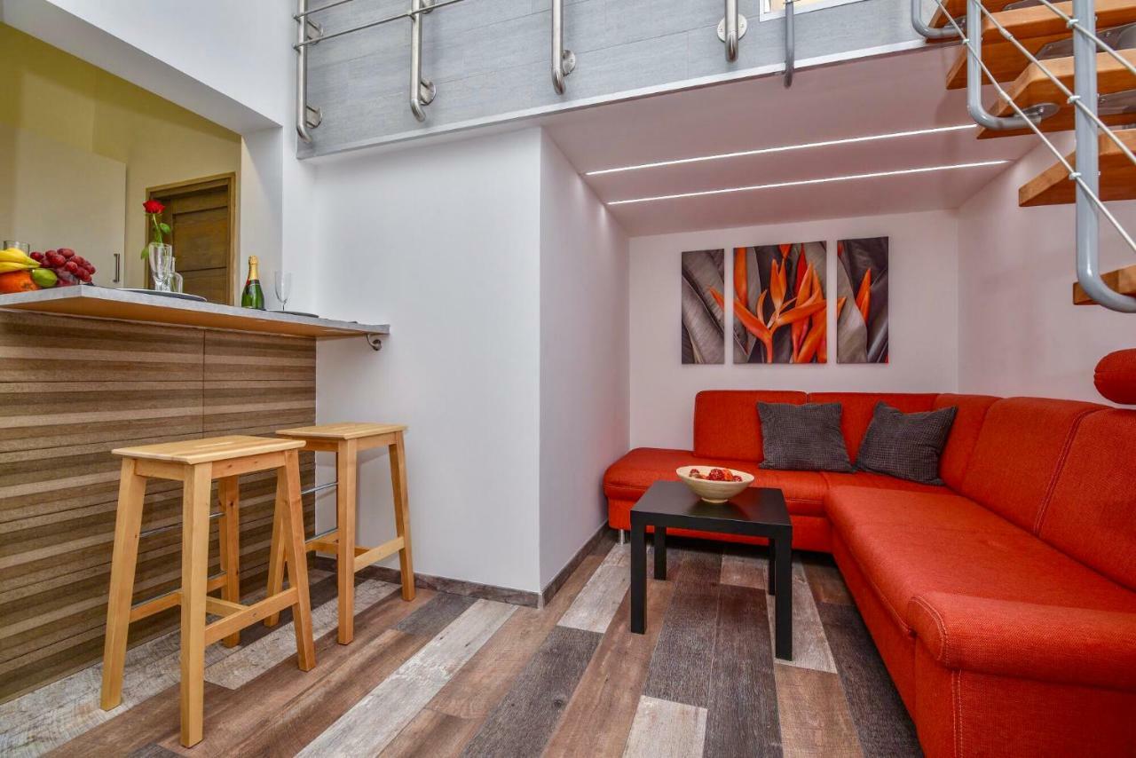 Heart Apartment With Free Private Parking Budapest Ngoại thất bức ảnh